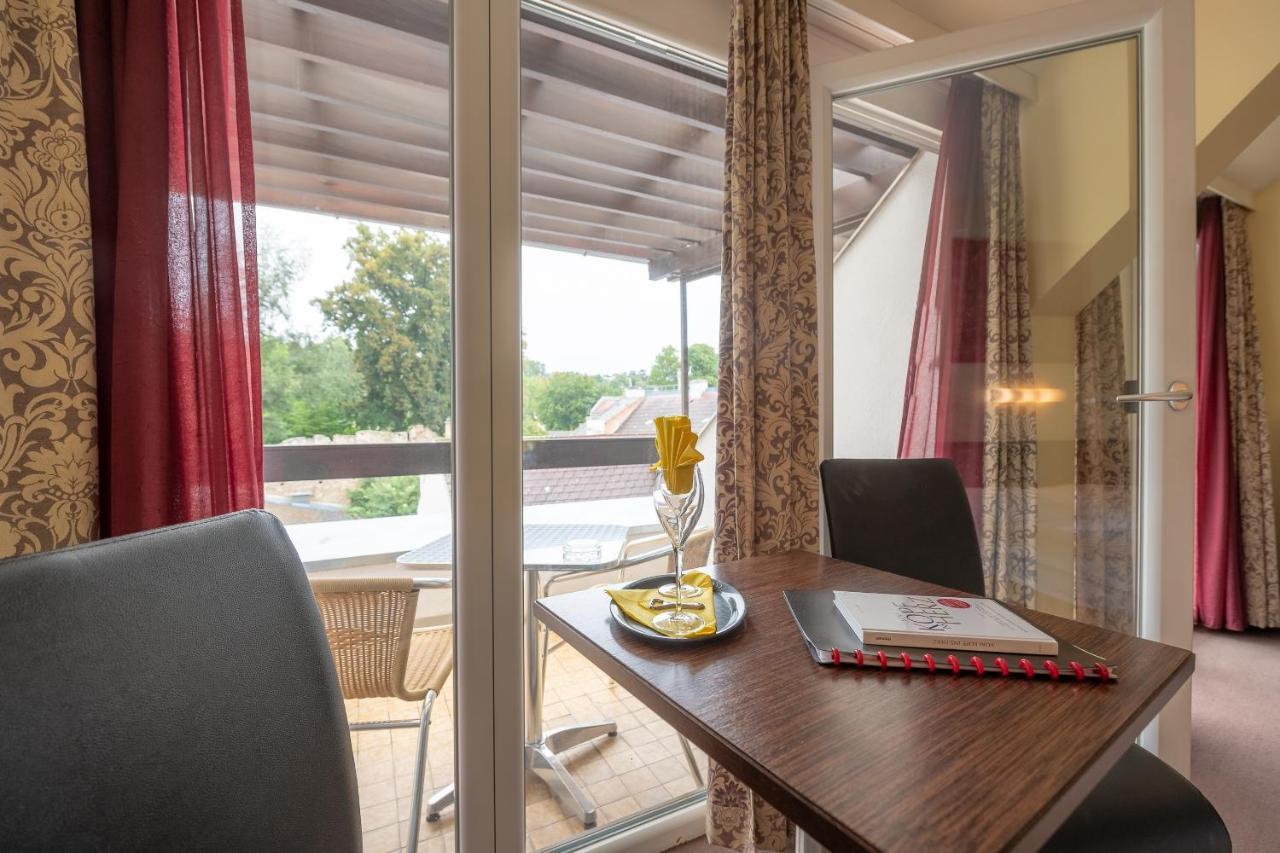 Parkhotel Kismarton Kültér fotó